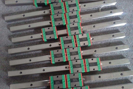  遇到不同規(guī)格型號的微型導軌怎么樣使用？